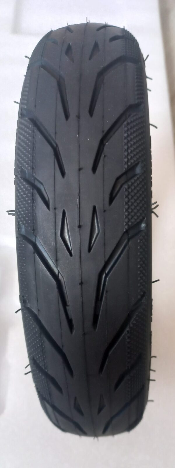 Xiaomi 4 tyre